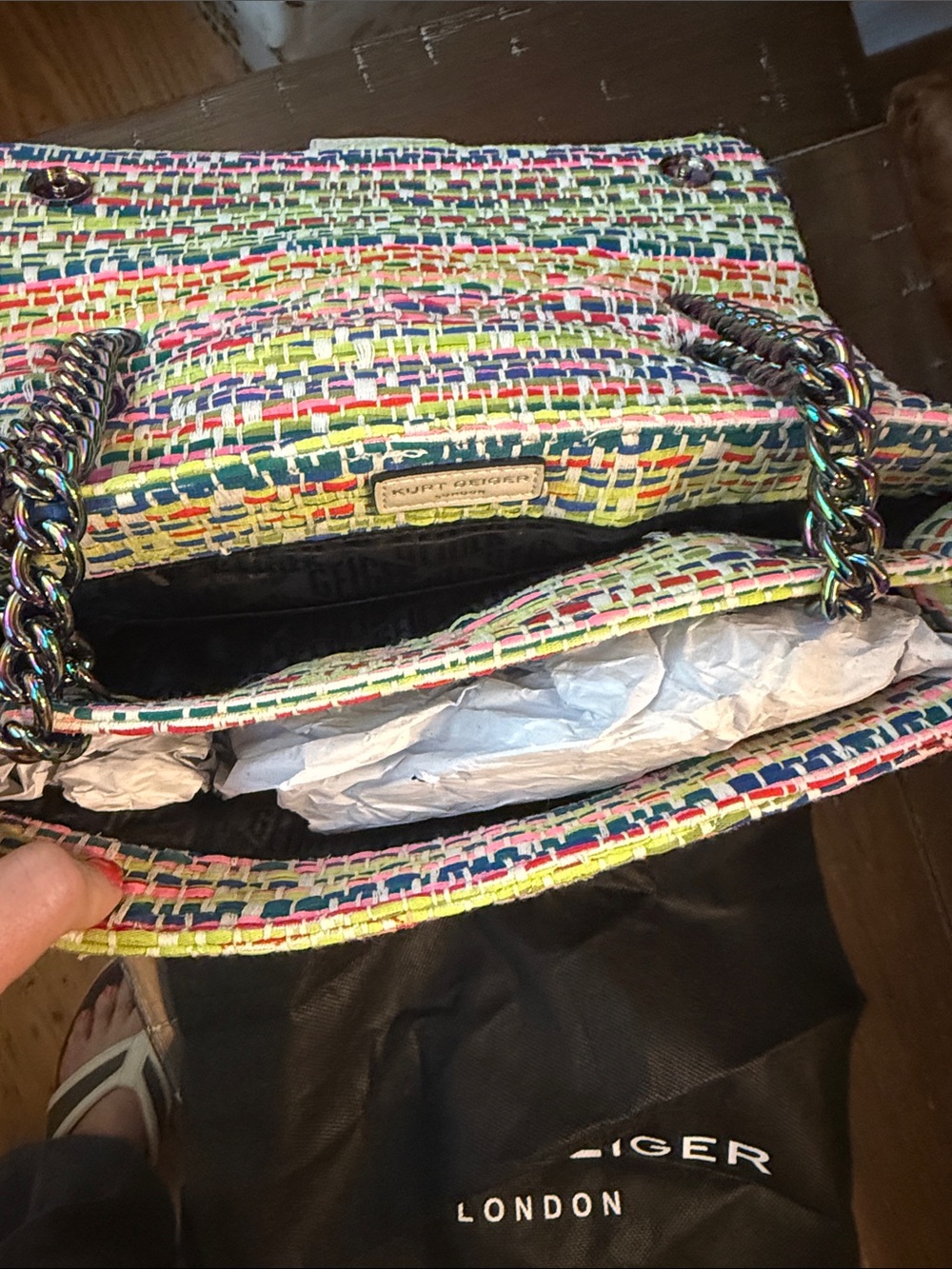 Kurt Geiger Large Kensington Tweed bag with Iridescent Chain (includes dust bag) - Picture 6 of 7
